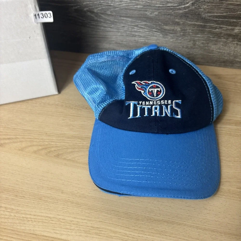Tennessee Titans Hat Cap Snap Back Blue Black NFL Football Trucker Mesh Mens
